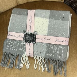 Victoria’s Secret Winter Angel Collection Scarf